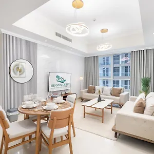 Heaven Crest Holiday Homes: Downtown Near Mall & Burj Khalifa Dubai